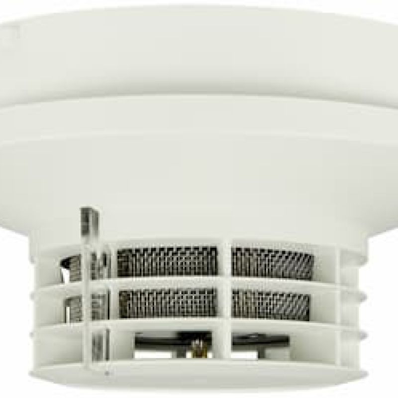 Multisensor detektor MCD 573X är en kombinerad rök och värmedetektor.
Den detekterar pyrande och öppna eldar snabbt pga att den snabbt kan upptäc...